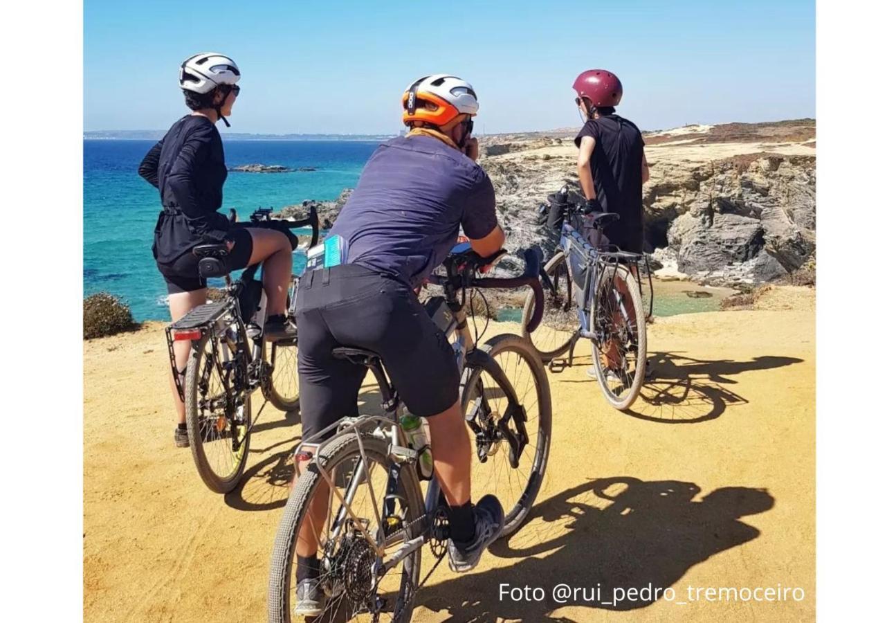 4Bs - Birds & Bicycles Apartment Castro Verde Bagian luar foto